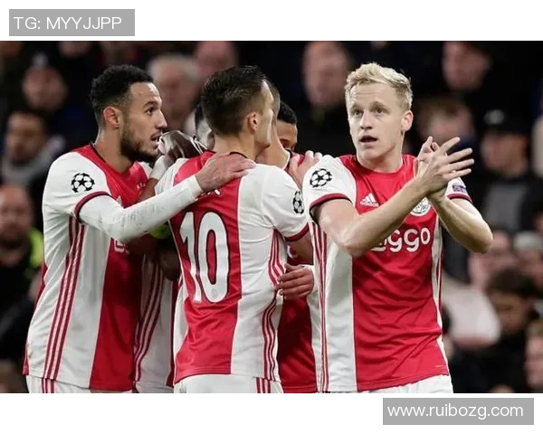 卢塞恩与草蜢激战正酣比分揭晓引发球迷热议