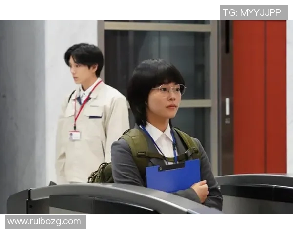 张宁的成长之路：从青涩少年到职场精英的励志故事