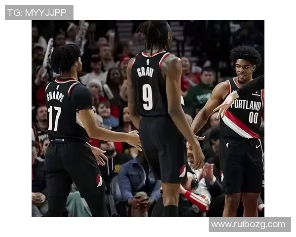 艾佛森带领76人对决公牛的经典对抗赛回顾与精彩瞬间分析